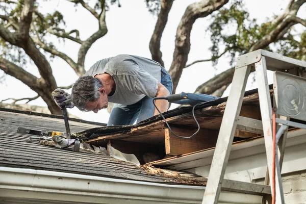 What Homeowners Often Miss During Roof Inspection and Maintenance