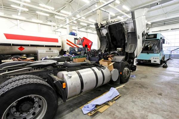 Keep Your Fleet Running with HD Truck Repair and Parts Jackson
