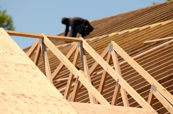 Find the Best Roofing Contractor Near Me for Quality Roof Repairs