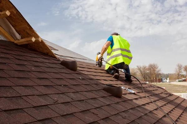 Reliable residential roof repairs in Heiskell TN for Homeowners